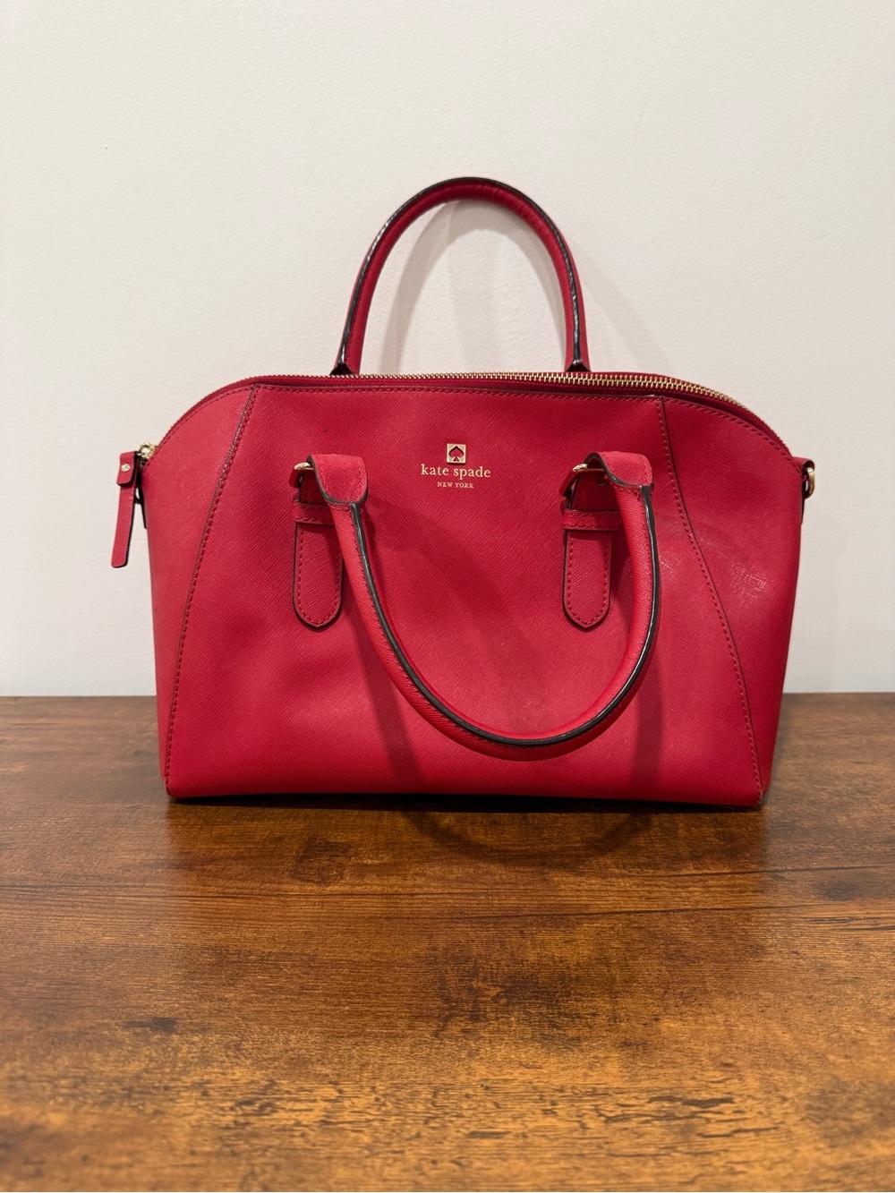 Kate Spade Cove Street Pillbox Red Leather Pippa Satchel Purse Handbag - Picture 2 of 11